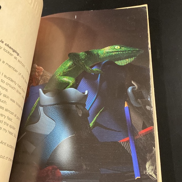 Animorphs #1: The Invasion by K. A. Applegate - Scholastic Paperback Novel - Picture 4 of 8